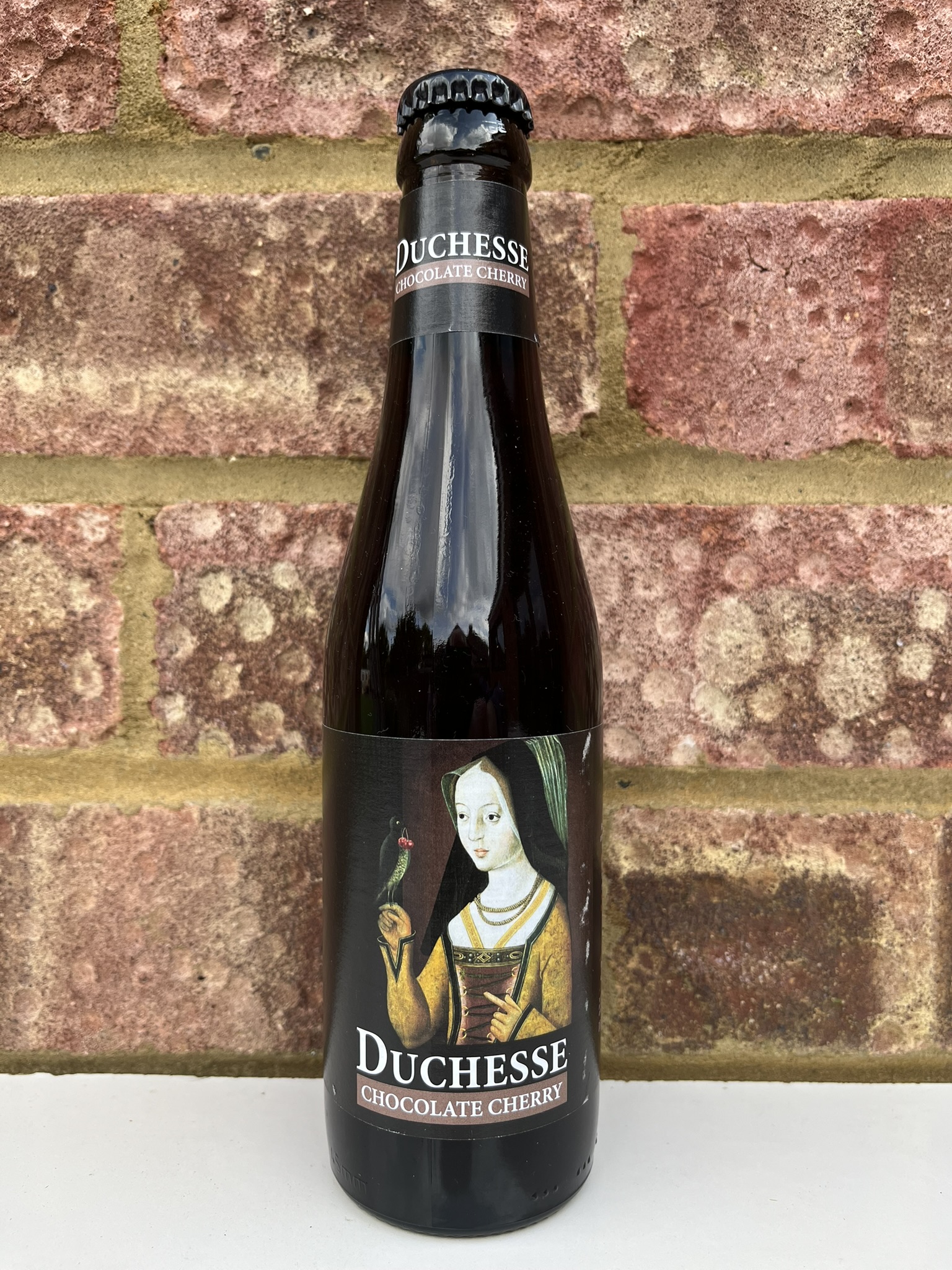 Duchesse Chocolate Cherry